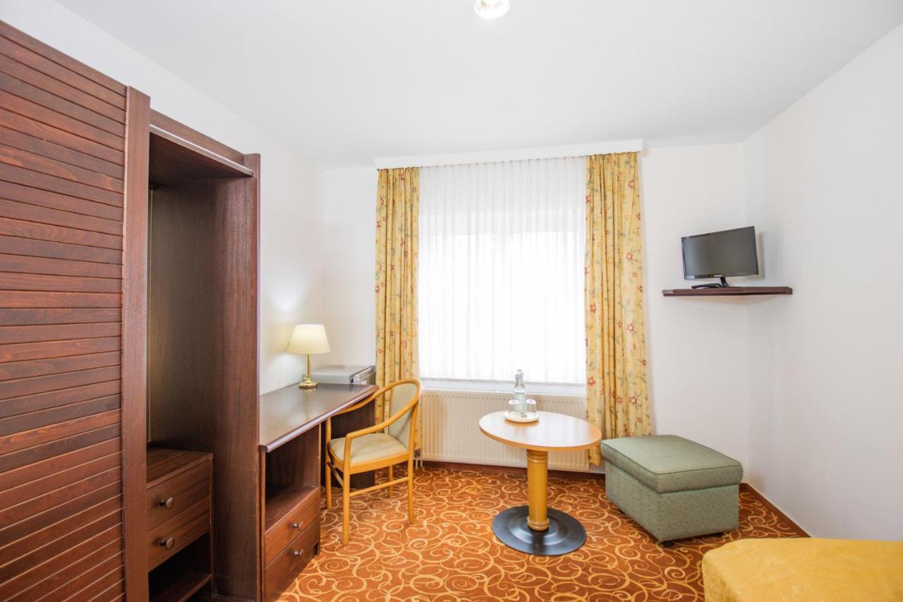Hotel Garni Zwickau-Mosel Mulsen Exterior photo